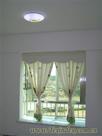 輕松完成窗簾的安裝