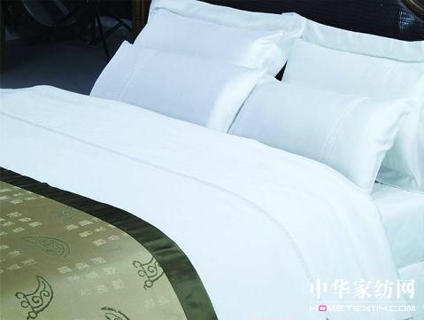 康乃馨聯手港企舉辦新品推介會