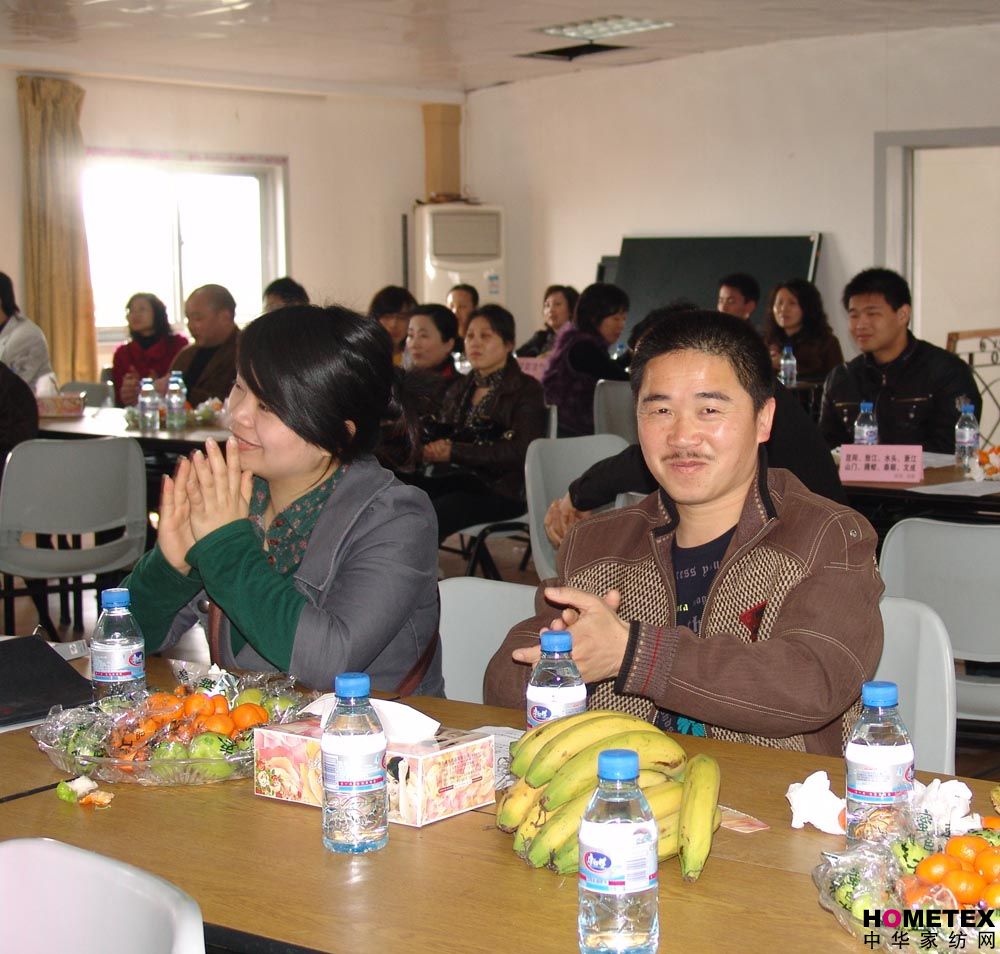 �Ϸ�������_���ݽ�(j��ng)�N����Մ��