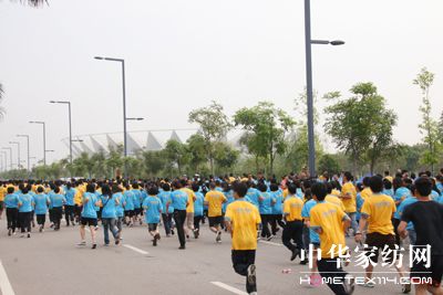 ����ɯ����ӭ��һ���O�߱����L��