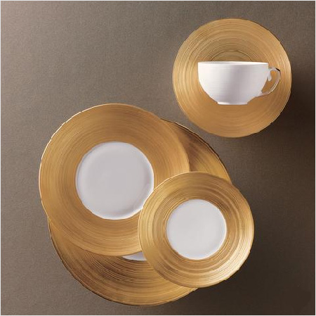 時尚餐盤 為居室增添溫馨