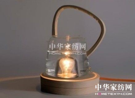 創(chuàng)意家居超環(huán)保DIY燈泡燒水壺(圖)