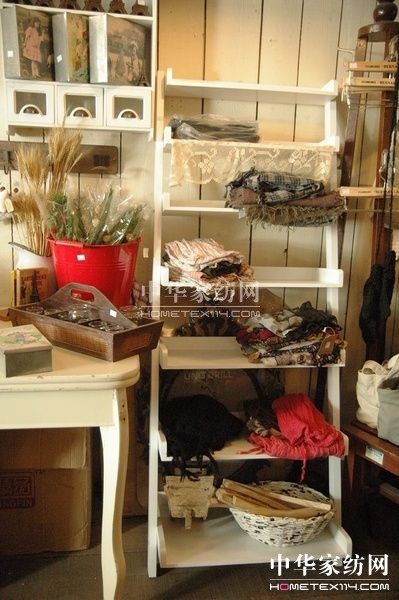 創意無處不在 時尚收納架