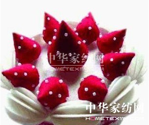 布藝食玩巧手女孩的得意作品