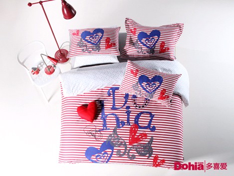 ϲƷУɫ֮;L(fng)д