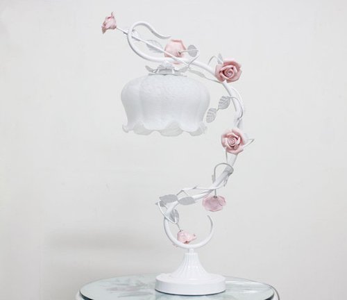 一見傾心的臺(tái)燈集合15款最I(lǐng)N燈飾點(diǎn)亮可愛家