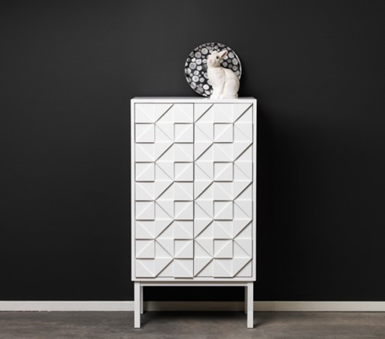 糖果色的時尚邊柜