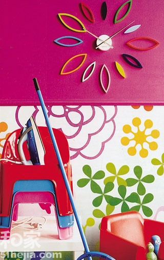 四款時尚掛鐘讓墻面充滿活力