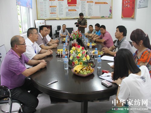 盛宇集團黨委慰問過溪村困難黨員和困難群眾