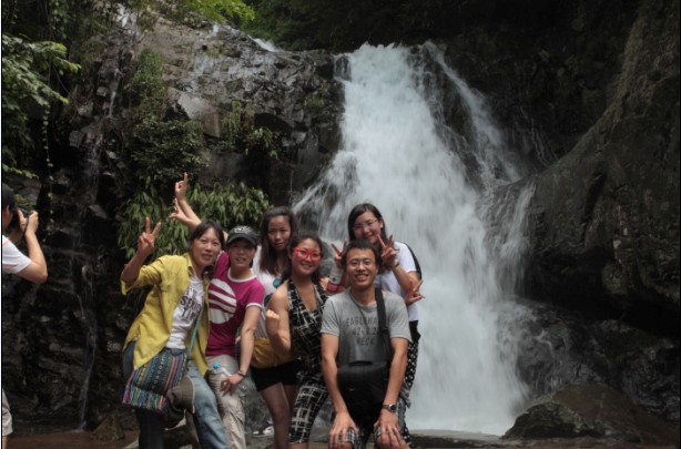仙合家紡浙西大龍灣漂流之旅圓滿結束
