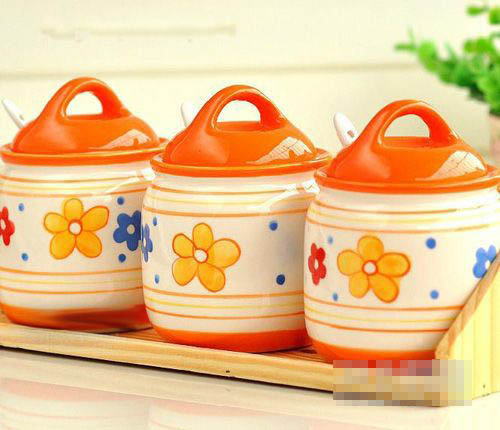 多款有趣廚房調(diào)味罐