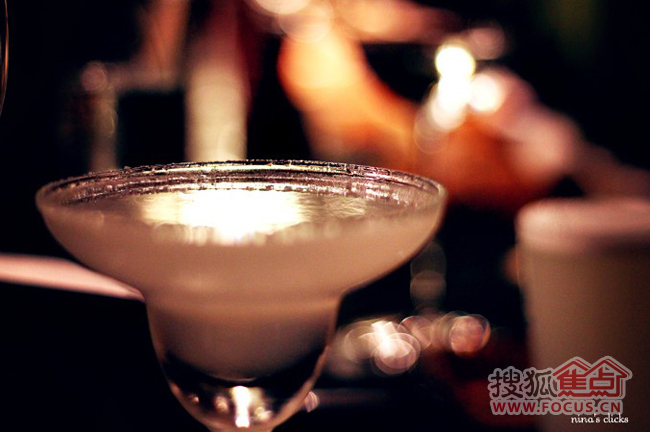 創(chuàng)意小家居玻璃容器容納不同創(chuàng)意