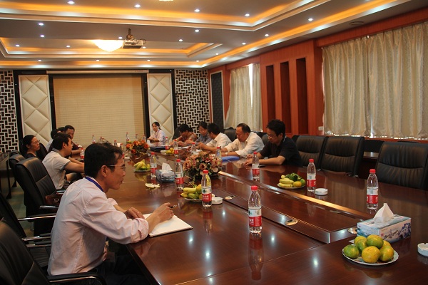 人大檢查組檢查雨蘭《勞動法》落實(shí)情況