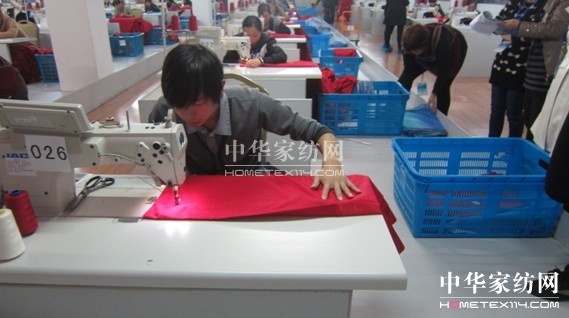 通州區(qū)“家紡杯”技能競賽在藍(lán)絲羽舉辦