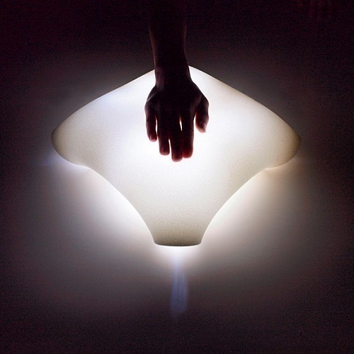 發光枕頭 日本小泉照明設計獎