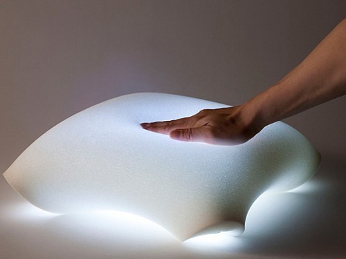發(fā)光枕頭日本小泉照明設(shè)計(jì)獎(jiǎng)