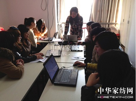 藍(lán)絲羽家紡終端實(shí)踐熱情高