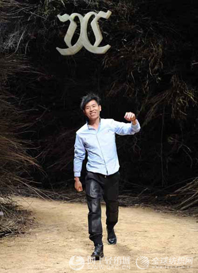 ���e�������:��r�����D����