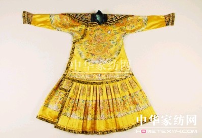 中國絲綢藝術展驚艷華盛頓