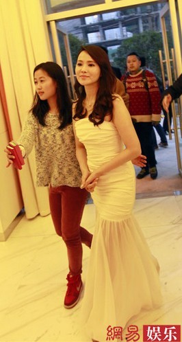 伊能靜出席活動遲到3h10min速閃