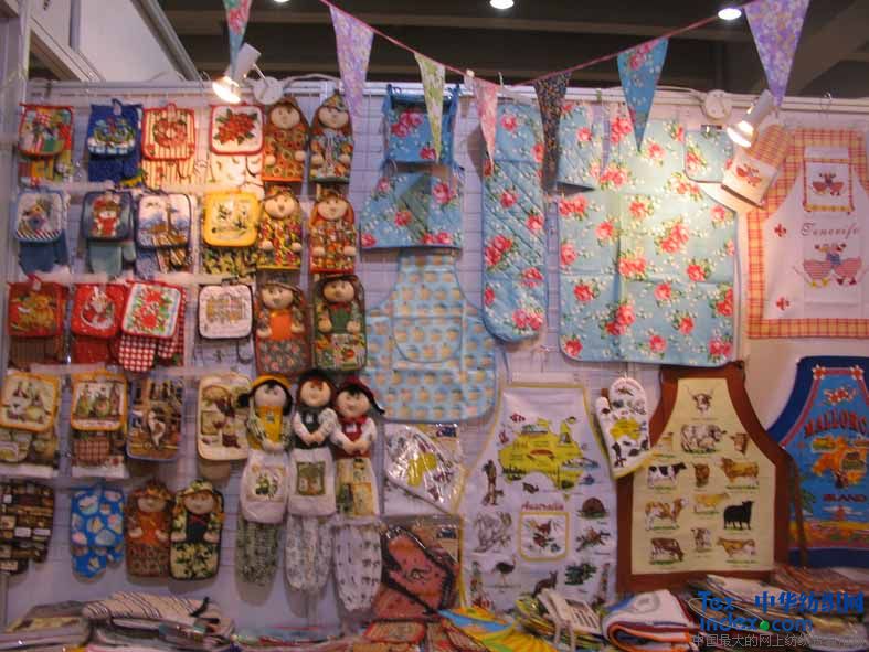 圍裙 規(guī)格50X70CM;60X80CM 用途圍裙 成份全棉、滌棉,滌棉