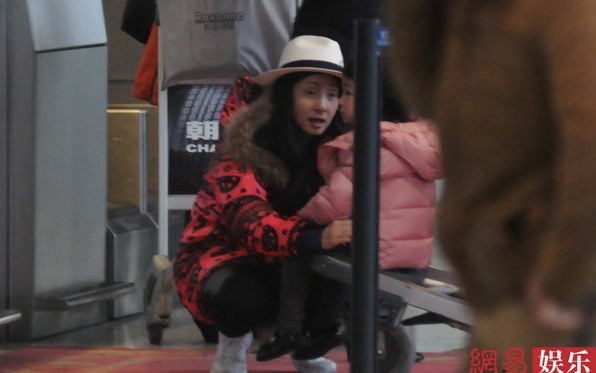 Сպ窚(d)ԔyŮF(xin)C(j)