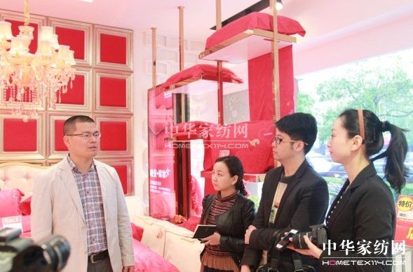 �y���������V�۸�