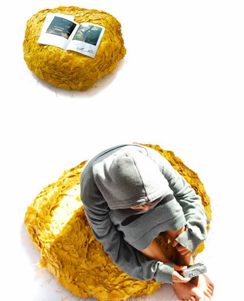 有生命的銀杏沙發