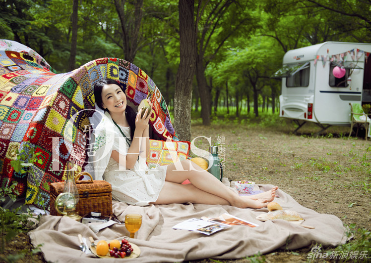 陶虹最新寫真出爐享受自然樂活狀態