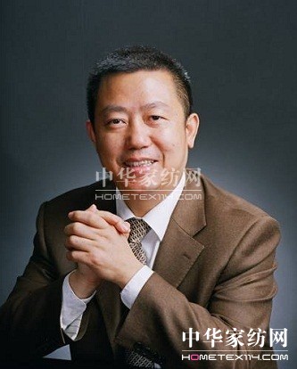 紅豆周海江獲“中國商界風云人物”稱號