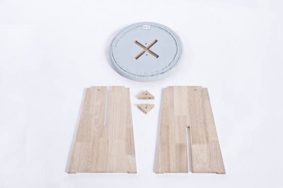 創(chuàng)意紐扣凳設(shè)計(jì)回味童年