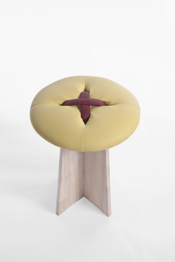 創(chuàng)意紐扣凳設(shè)計(jì)回味童年