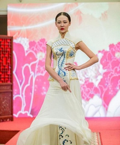 �Ї������z�Iˇ�gչ�ڶ��e��