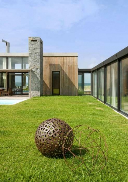 藝術(shù)奢華烏拉圭海灘泳池大宅(一)