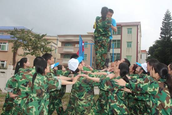 從心啟程,風(fēng)雨同行