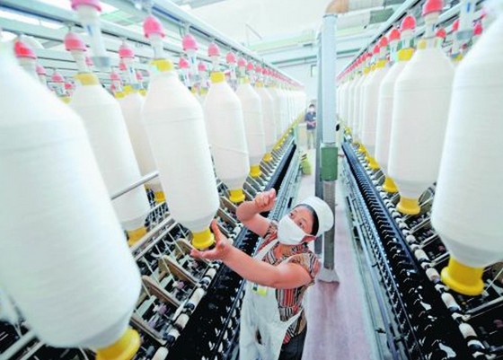 鄭州召開(kāi)棉紗期貨合約規(guī)則論證座談會(huì)