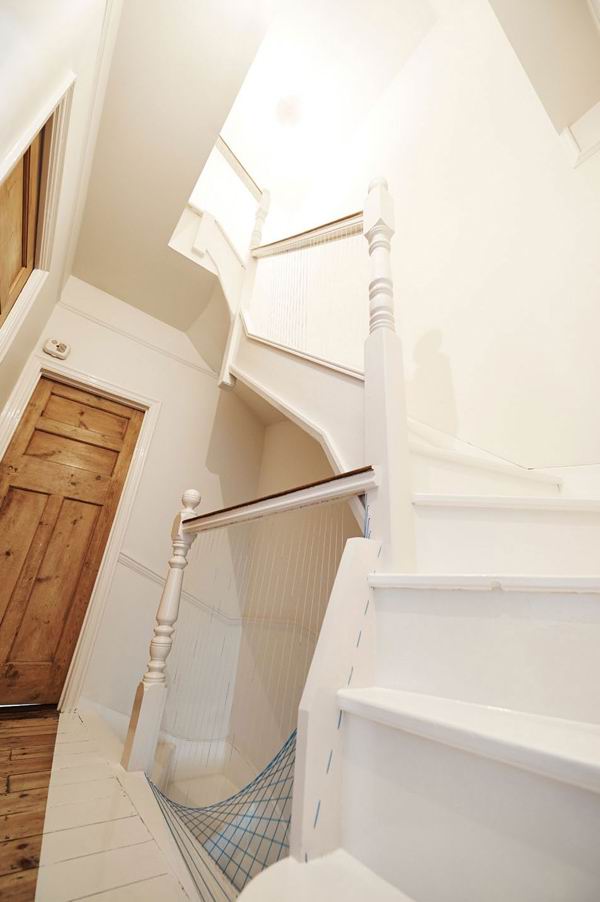 富有現(xiàn)代古典美的音樂樓梯(2)