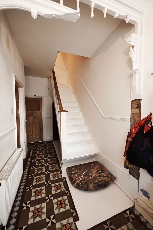 富有現(xiàn)代古典美的音樂樓梯(2)