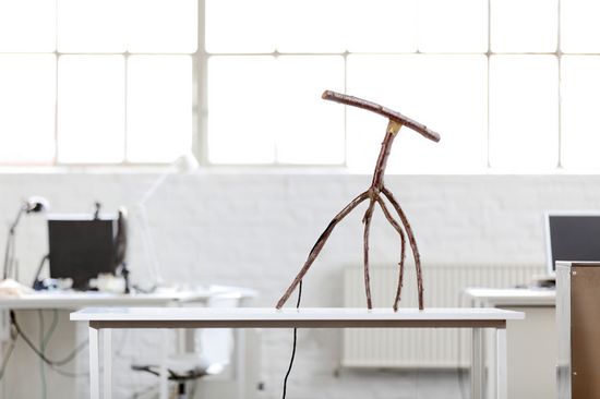 創意燈具:樹枝燈座