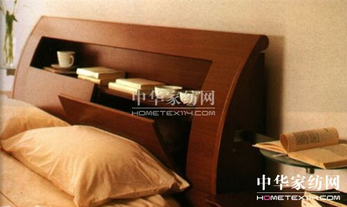 令人驚訝床鋪?zhàn)兩硎占{場(chǎng)