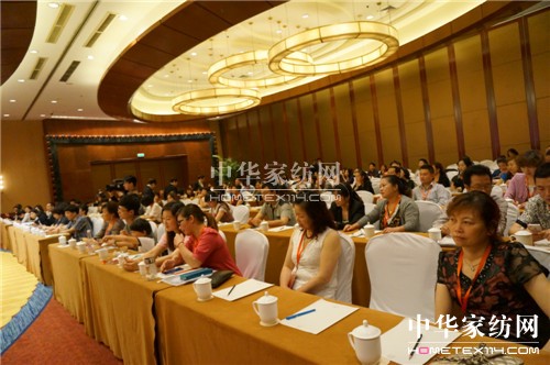 東方刺繡2014年秋冬新品訂貨政策誘人