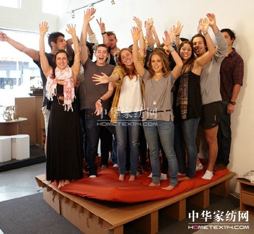 【2】瓦楞紙制成的床,你敢睡嗎?