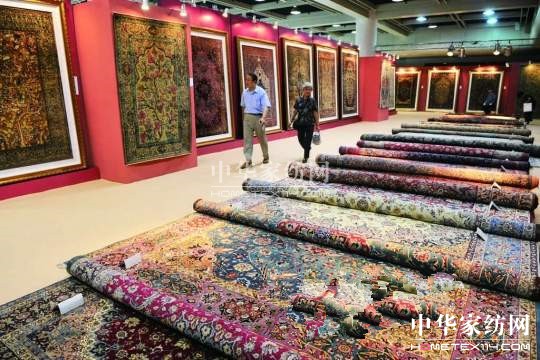 青海省首次舉辦手工地毯拍賣會