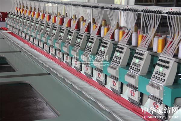 雨蘭引進新設備提升繡花工藝