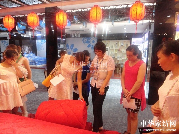 雨蘭2014秋季招商開(kāi)發(fā)工作如火如荼