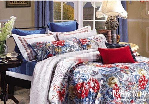 歐派家紡:寫實花卉 油畫人生