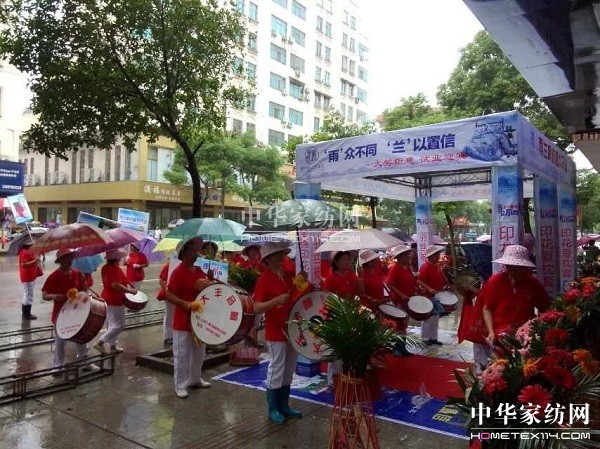 江西上高雨蘭專賣火爆開業讓眾多顧客“蘭以置信”