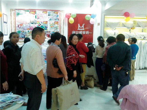 縵安頓淮安店老店新開,引發集體搶購潮