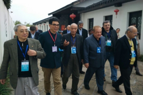 APEC會后,20余國世界外交官齊訪達利絲綢