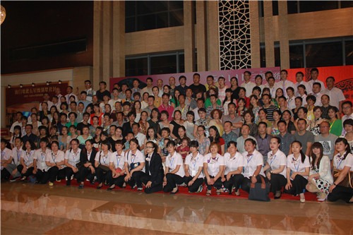 三聯(lián)家紡2015秋冬新品發(fā)布會(huì)暨董潔見面會(huì)召開